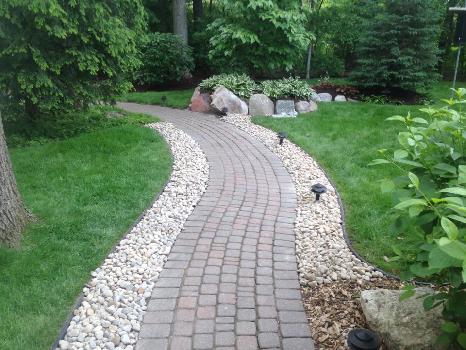 Elowsky Lawn Services of Michigan
