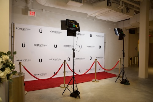 Step and Repeat LA